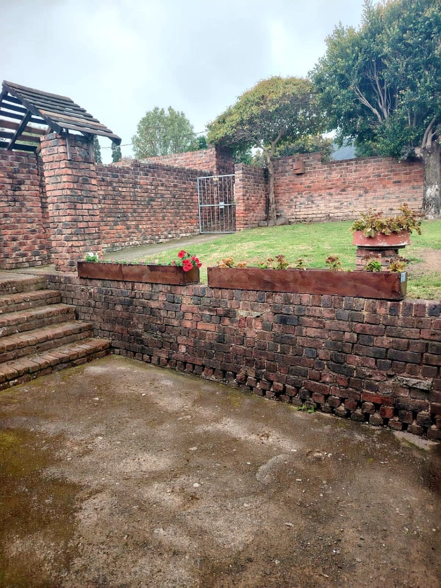 4 Bedroom Property for Sale in Amalinda Eastern Cape